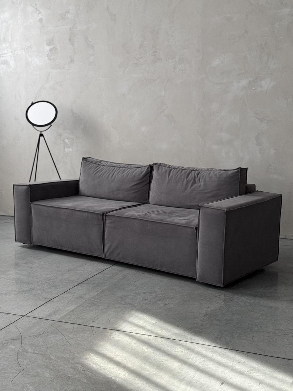 Зал Б (студия Сан). Фотограф г. Хабаровск. Семейные и индивидуальные съёмки