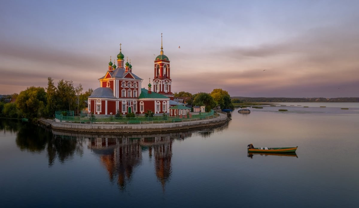 Small Russia — personal project of photographer Vadim Sherbakov. Vadim Sherbakov Portfolio