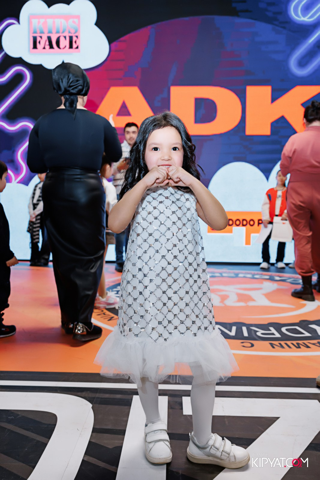 ДЕТСКИЙ МОДНЫЙ ПОКАЗ ОТ МОДЕЛЬНОГО АГЕНТСТВА «KIDSFACE». КИПЯТКОМ АЛМАТЫ!
