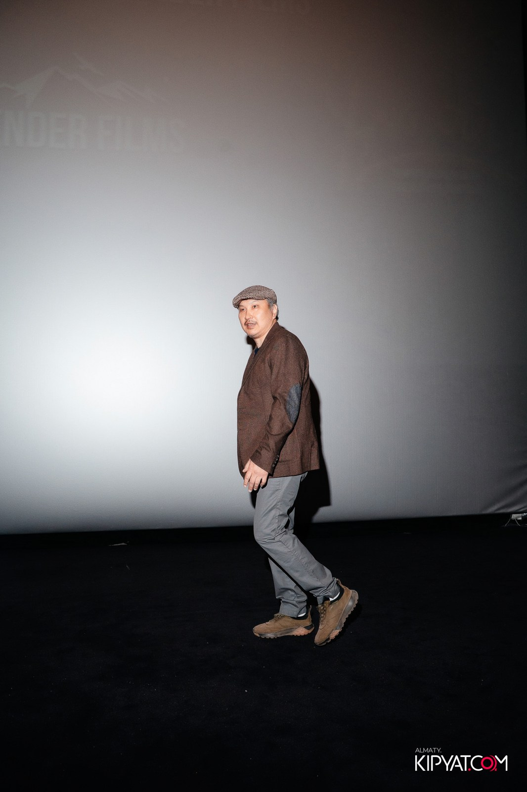 ЗАКРЫТЫЙ ПОКАЗ ФИЛЬМА «ВСЕ НА МОСЛЫ. БИТВА ПОКОЛЕНИЙ». КИПЯТКОМ АЛМАТЫ!