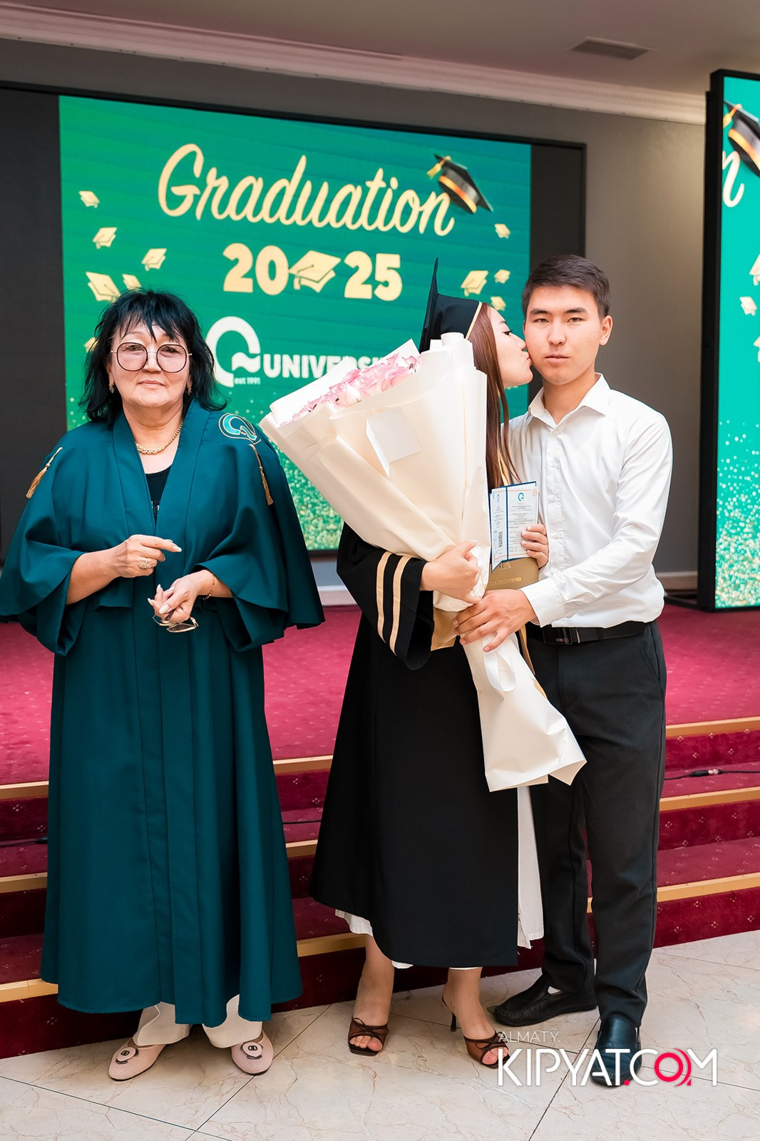 GRADUATION 2025 Q UNIVERSITY. КИПЯТКОМ АЛМАТЫ!