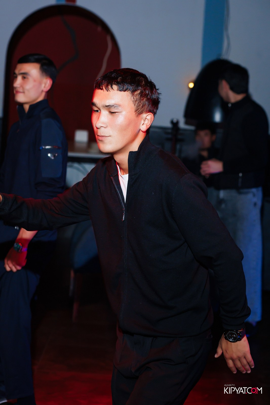 ARAGOSTA. КИПЯТКОМ АЛМАТЫ!