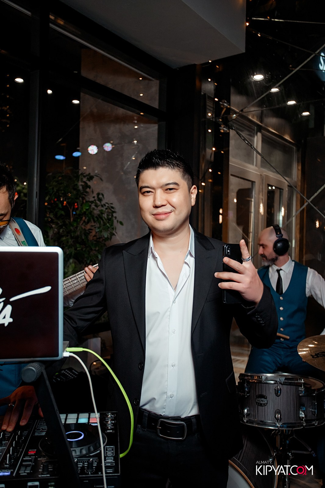 РЕСТОРАН NOODLES. КИПЯТКОМ АЛМАТЫ!