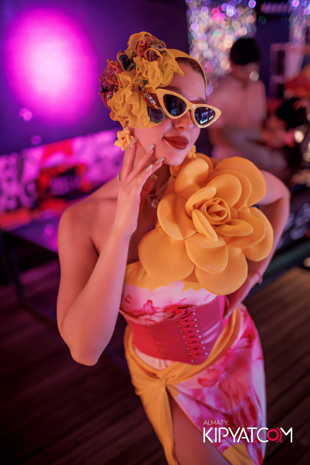 SKY BAR. КИПЯТКОМ АЛМАТЫ!