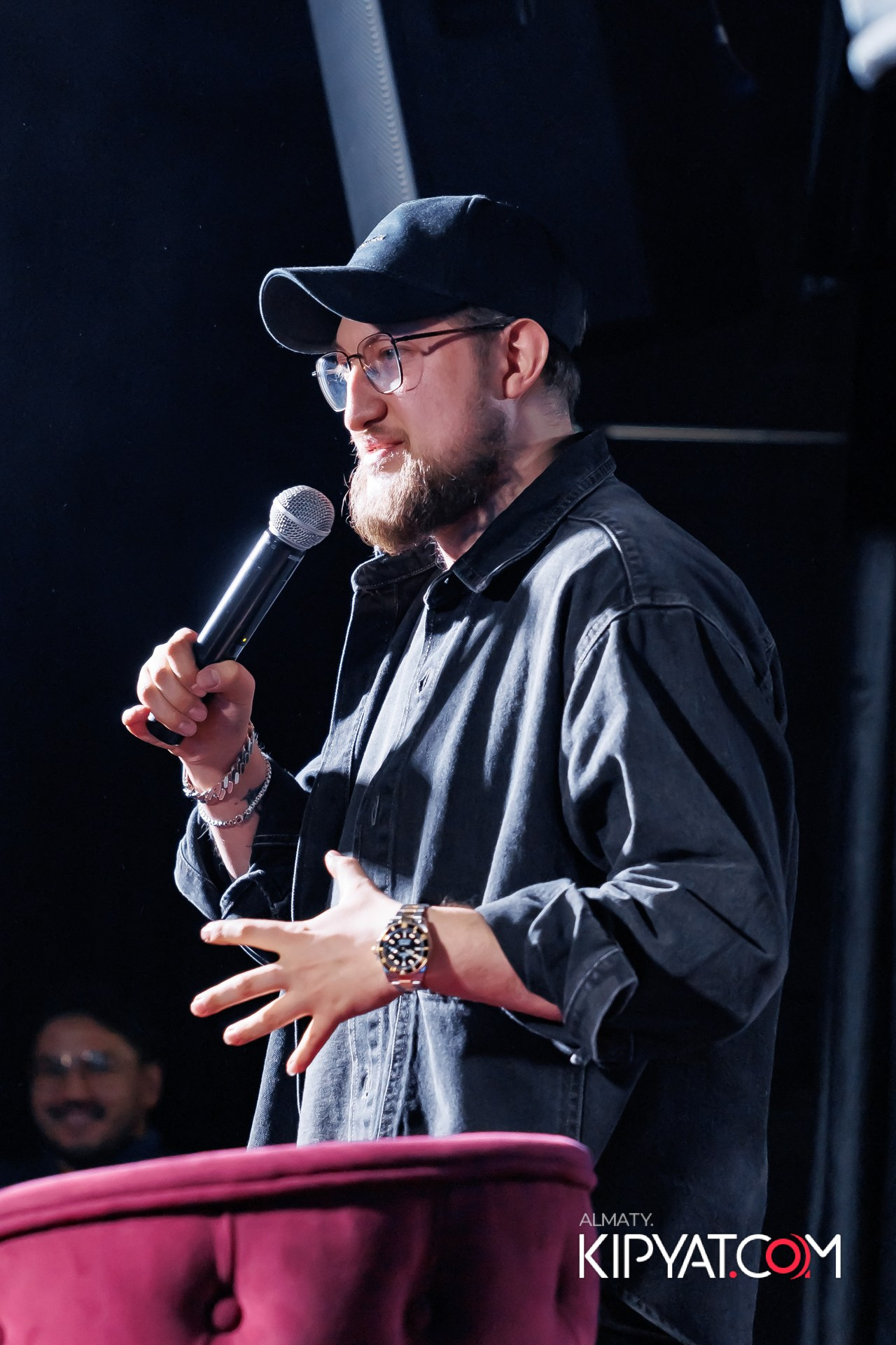 СОЛЬНЫЙ STAND UP КОНЦЕРТ АЛЕКСАНДРА МЕРКУЛЬ. КИПЯТКОМ АЛМАТЫ!