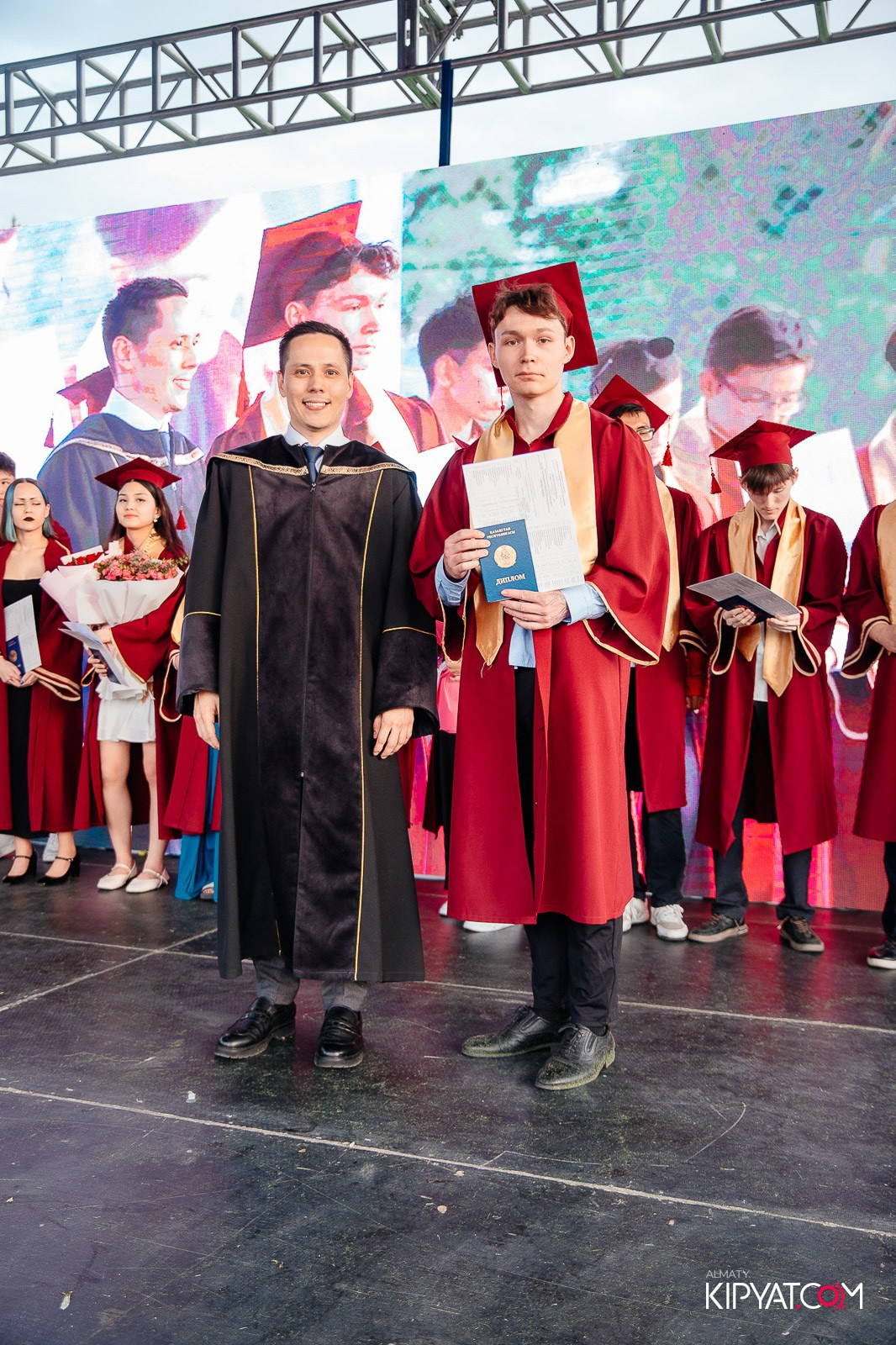 ВРУЧЕНИЕ ДИПЛОМОВ — НАРХОЗ КОЛЛЕДЖ. Part 4. КИПЯТКОМ АЛМАТЫ!