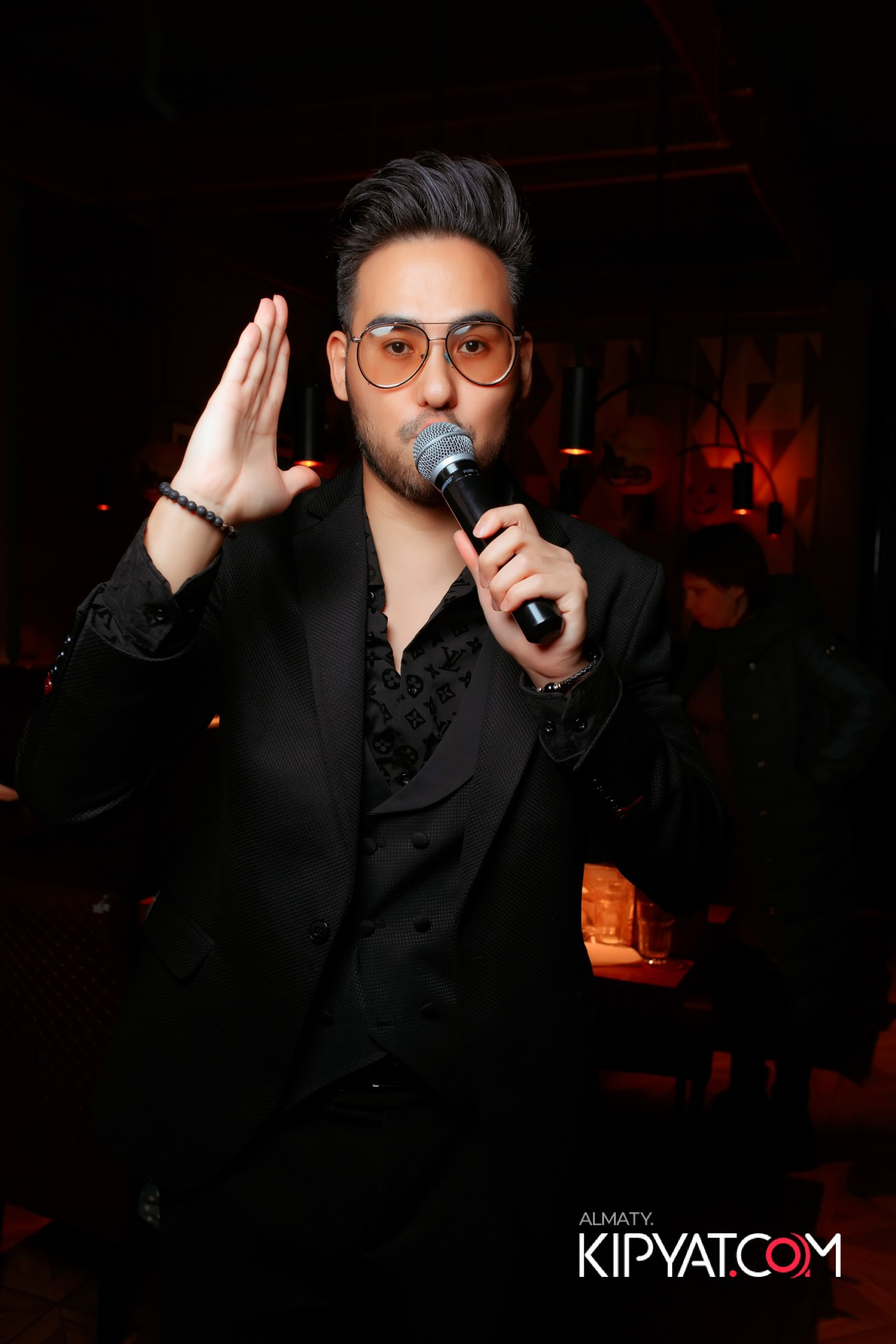 СУХОЙ ЗАКОН. КИПЯТКОМ АЛМАТЫ!