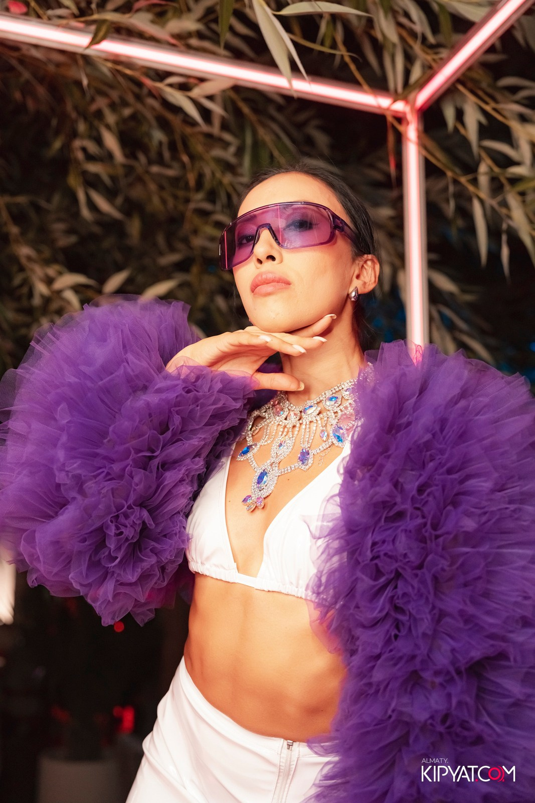 EDEN POOL & BAR. КИПЯТКОМ АЛМАТЫ!