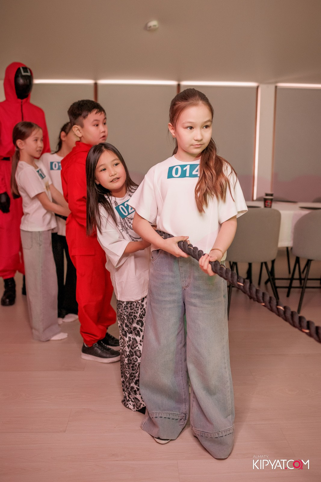 КВЕСТ-ШОУ ALAROVICH / ИГРА В КАЛЬМАРА. КИПЯТКОМ АЛМАТЫ!