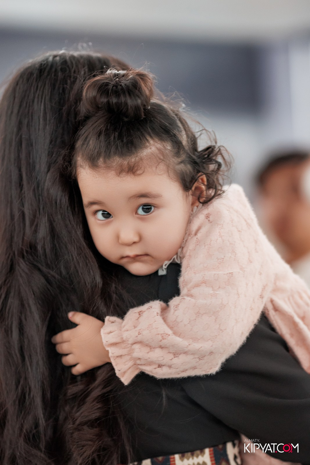 FASHION ПОКАЗ, КАЗАХСКОЙ НАЦИОНАЛЬНОЙ ОДЕЖДЫ. КИПЯТКОМ АЛМАТЫ!