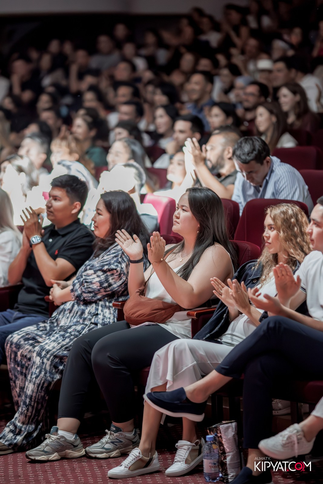 STAND UP КОНЦЕРТ АЛЕКСАНДА МЕРКУЛЬ. КИПЯТКОМ АЛМАТЫ!