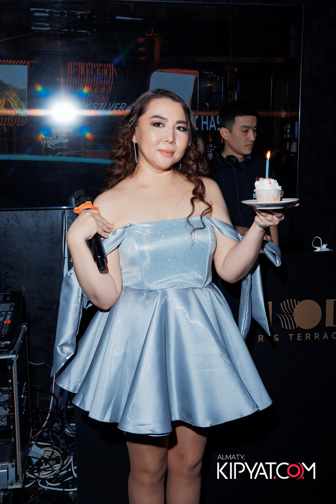 MOOD KARAOKE & TERRACE. КИПЯТКОМ АЛМАТЫ!