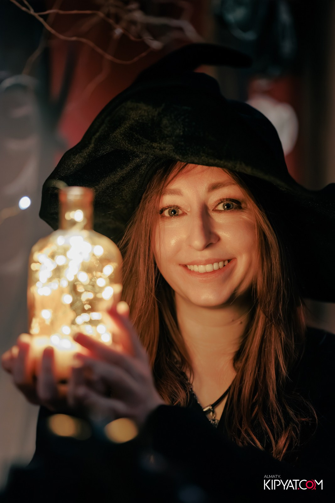 MERRY CREEPYSTMASS AND SPOOKY NEW YEAR — QUEEN OF THE DARKNESS BAR. КИПЯТКОМ АЛМАТЫ!