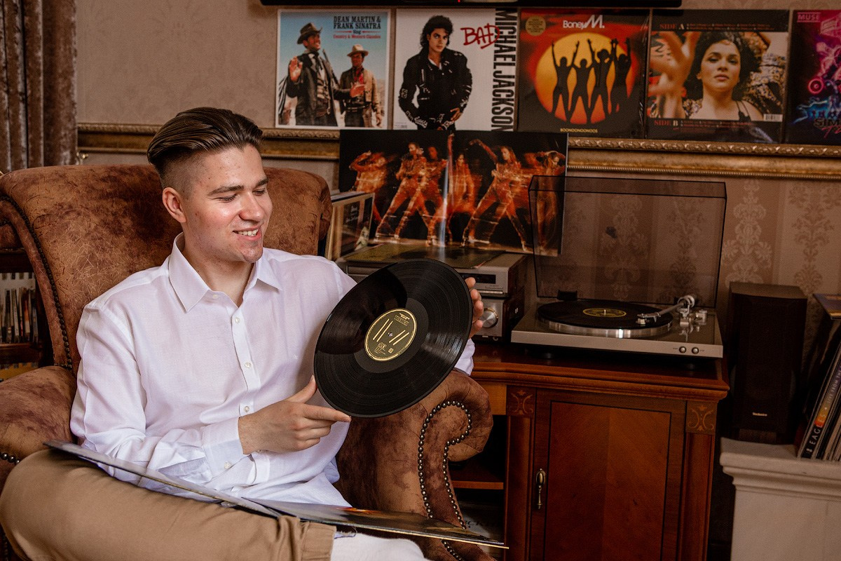 Музыка и покер