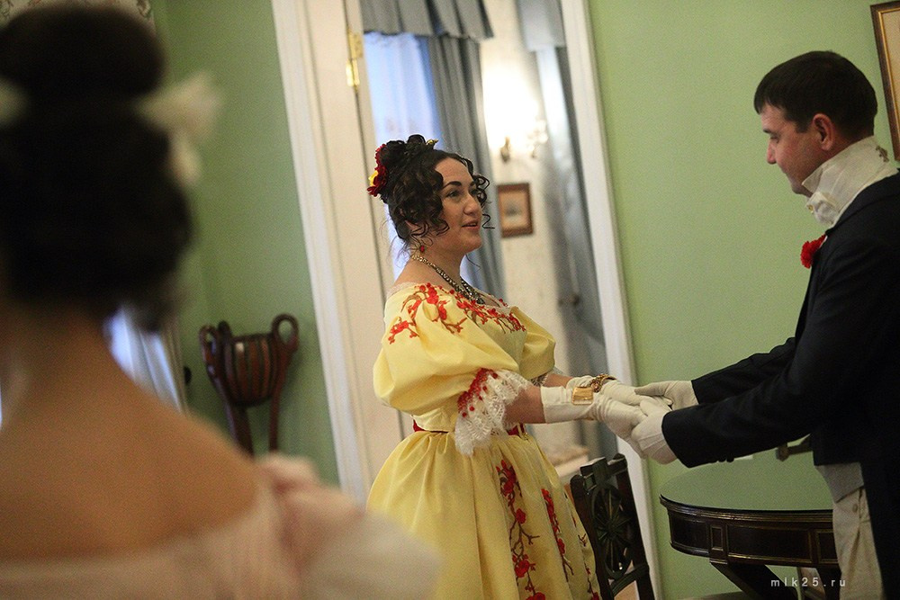 Рождественский бал. Mik25