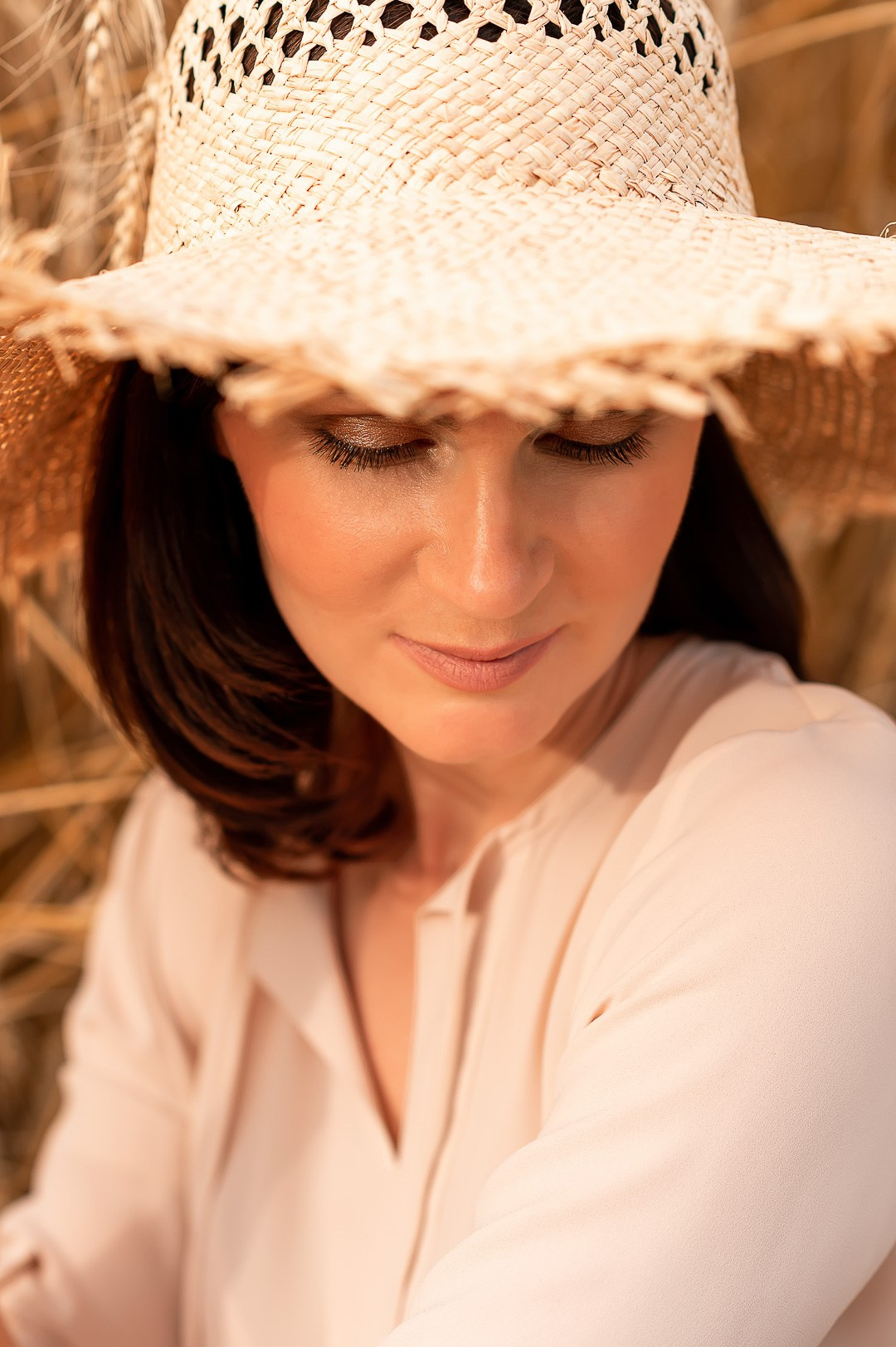 Фотосессия в пшенице. Фотосессии в Москве, женский и семейный фотограф Юлия Михайленко