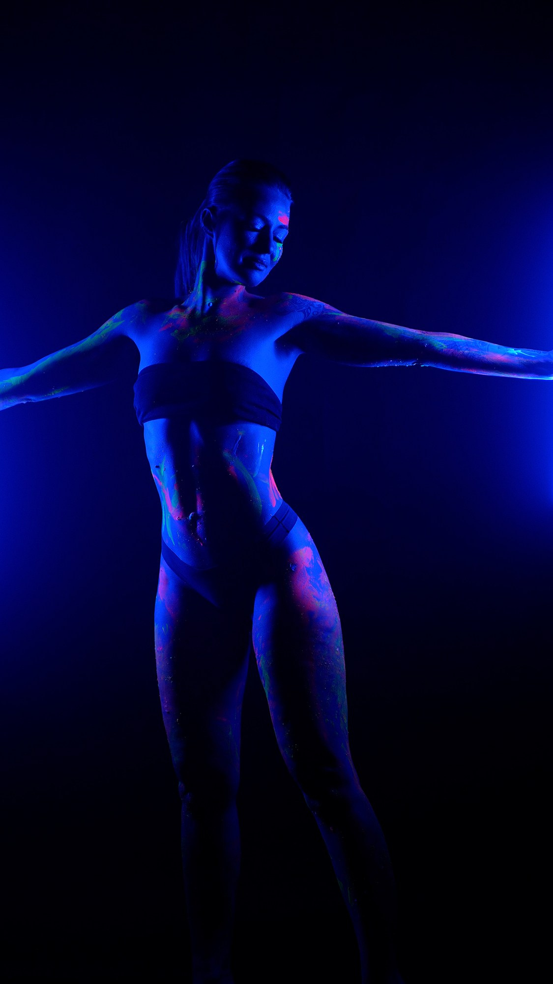 Юлия Неон. Фотограф и видеограф в городе Владивостоке Станислав Кутовой