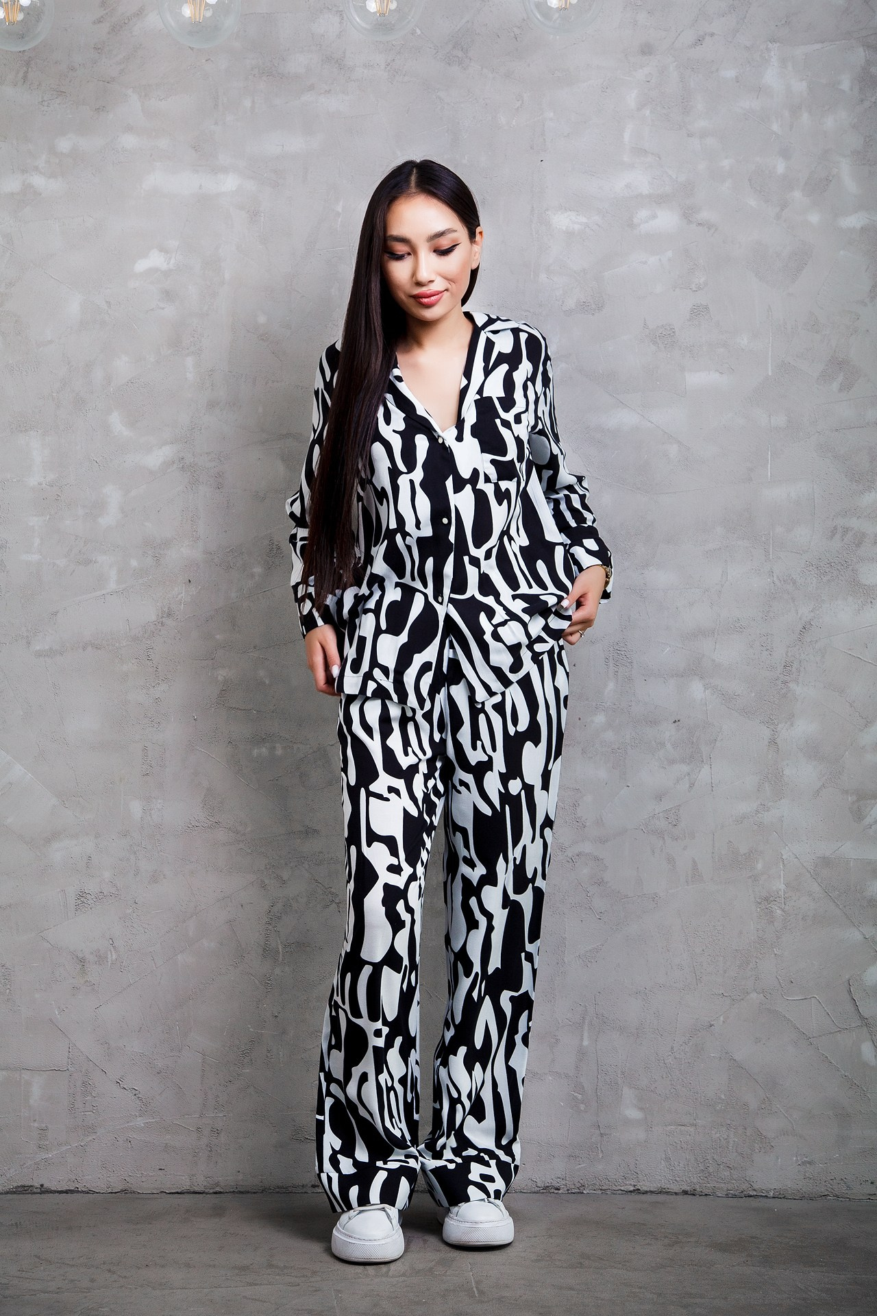 Реклама женской одежды. Натан Супервайзер по Продакшену