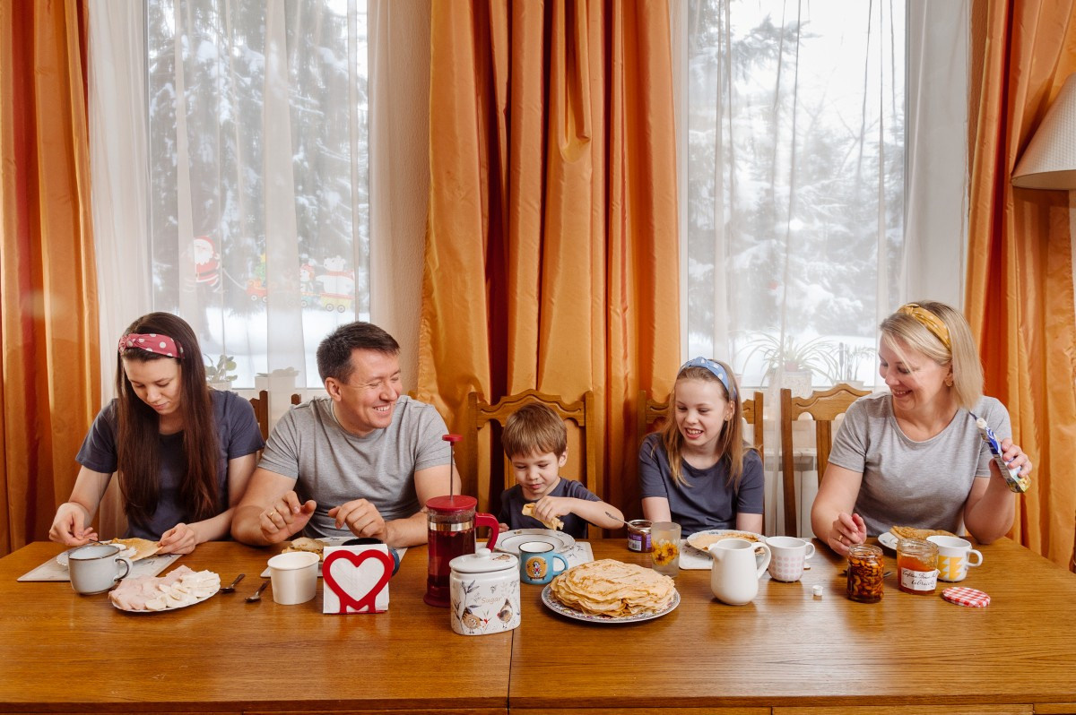 Зовите нас на свои семейные блинные съемки!. Семейный фотограф в Москве Елена Снегирева