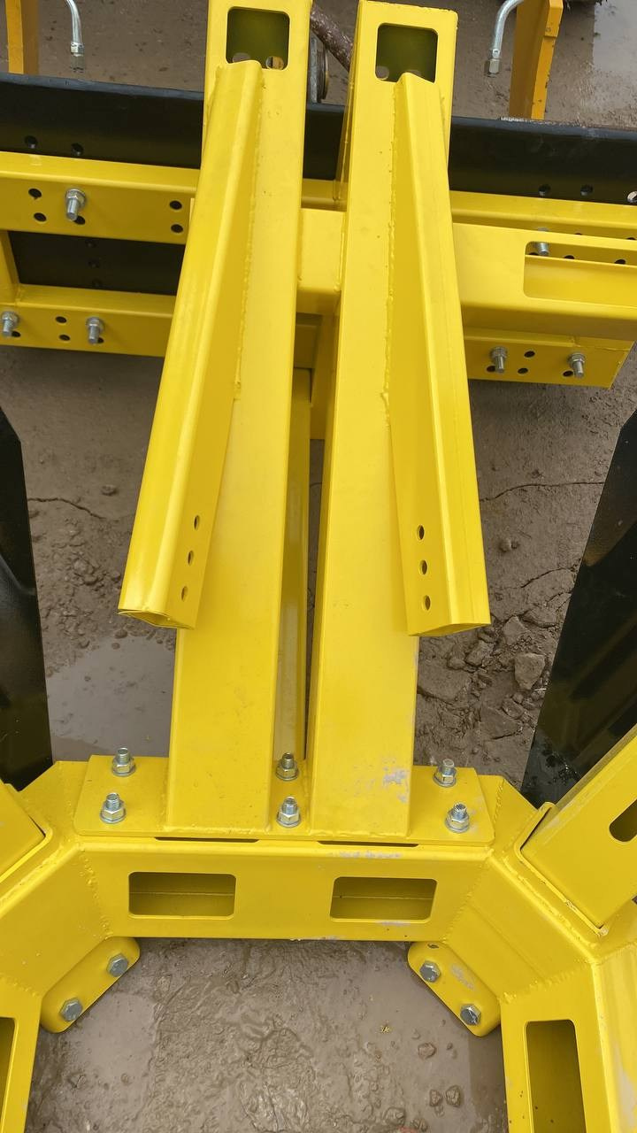 Живые фото пересадчиков. Пересадчик деревьев МД