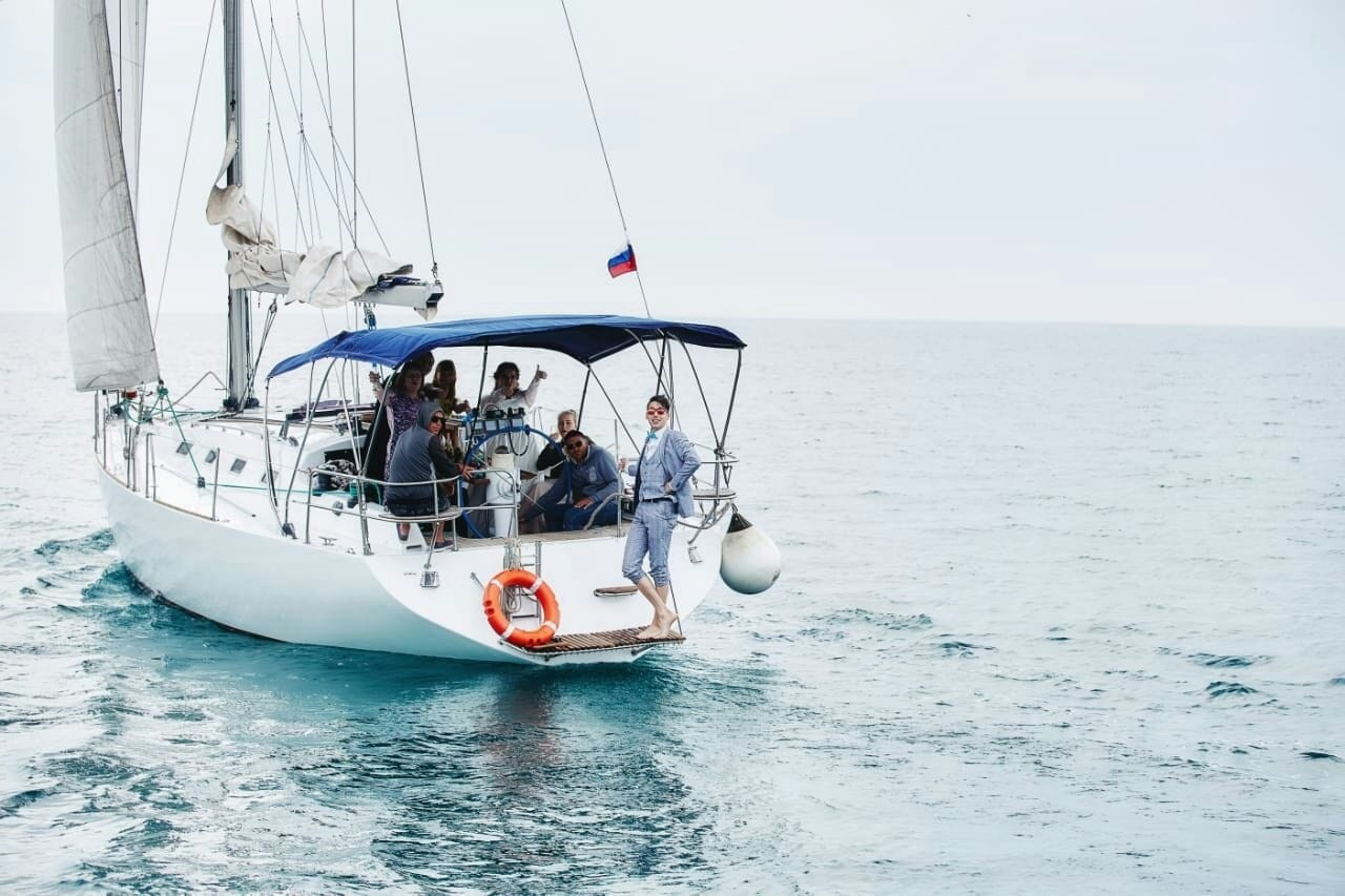 Парусная яхта НИКА Аренда Яхты в Сочи Яхтанаморе YACHTANAMORE