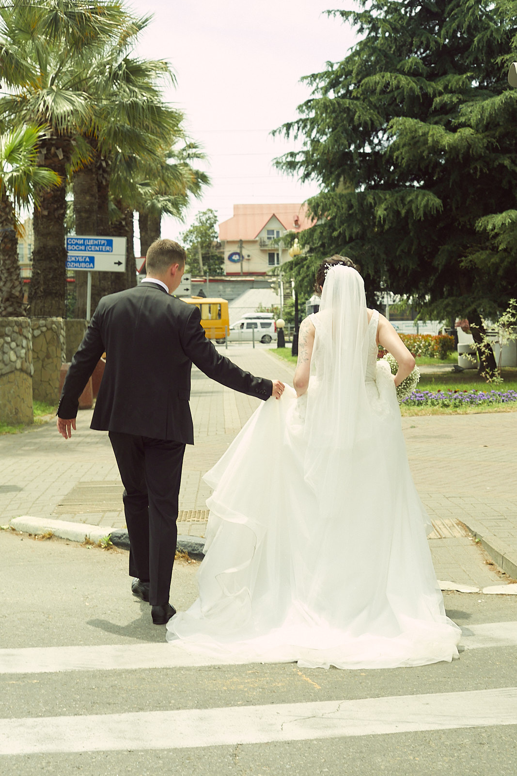 Фотограф в Москве. Свадьба. Жених и невеста. Свадебная прогулка.