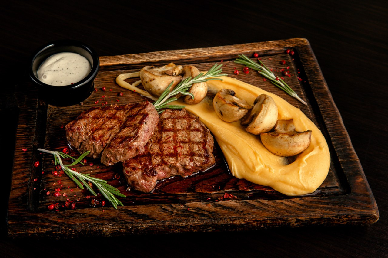 Фуд съемка меню Harats Pub в Смоленске. Фотограф | Михаил Буш Смоленск