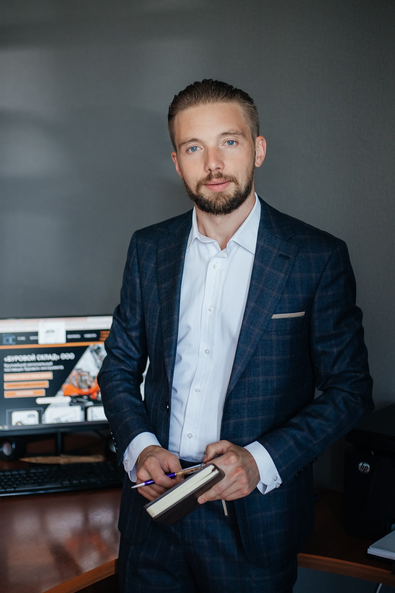 Деловой портрет. Татарникова (Измайлова) Елена — бизнес фотограф в Чите. Выезжаю по России