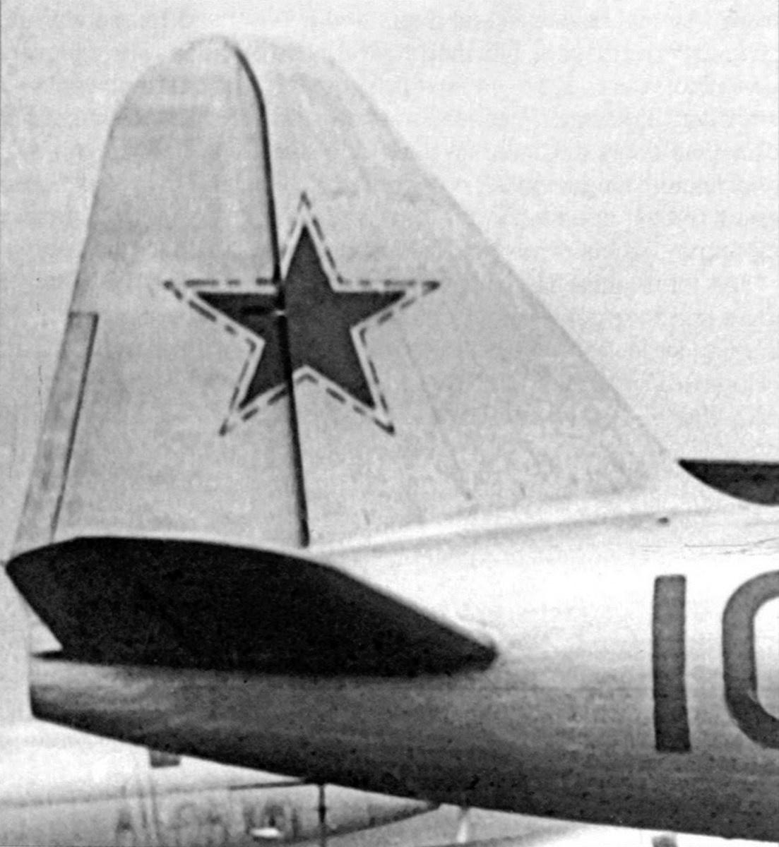 Ил-12 (Монино). Фотоальбом показывающий увлекательный мир авиации и мир медведей Андрея Иванова