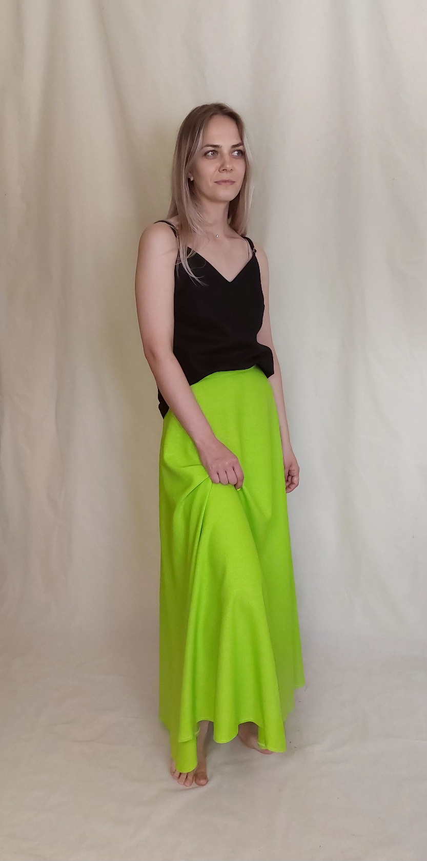 Льняной топ. Цвет - чёрный. Размеры - 40, 42, 44, 46, 48, 50. Цена - 2200 руб.