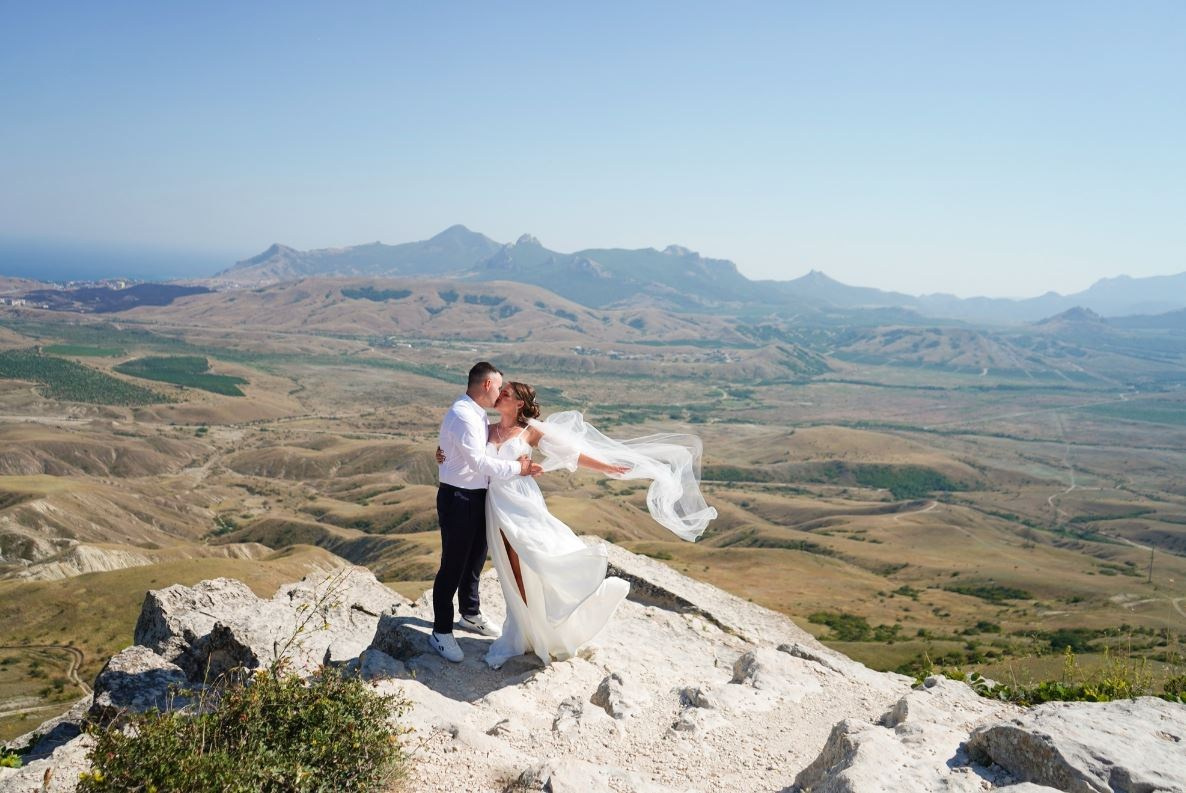 Топ локаций для фотосессии в Крыму - советы от фотографа. Профессиональная фотосъемка в Крыму. Натуральные эмоции и живые кадры. Забронируйте дату прямо сейчас!
