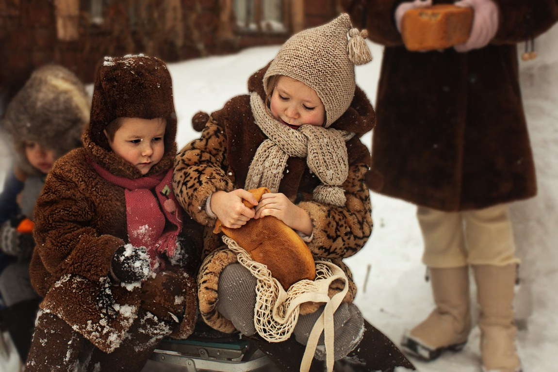 Мы лепим снеговика!. Съемка Таинств Крещения Венчания, детские и семейные съемки в Пензе