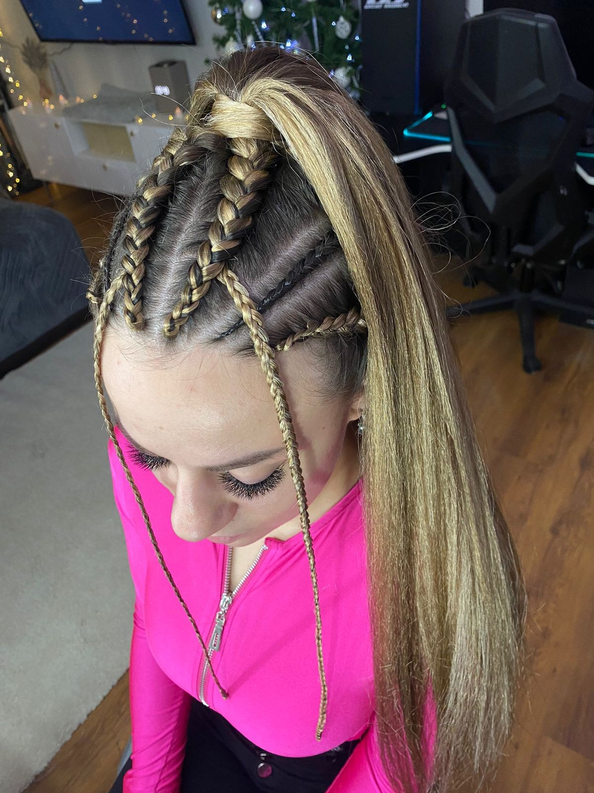 Афрохвост. Афрокосы, брейды с канекалоном в Москве