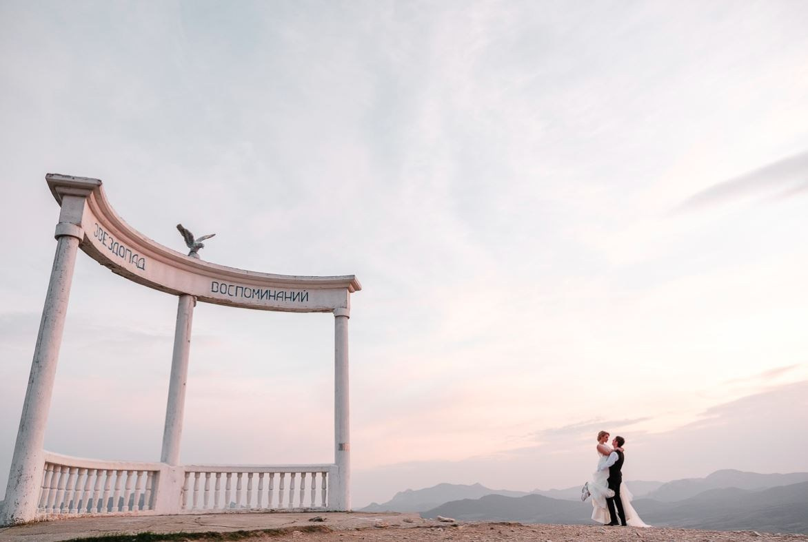 Топ локаций для фотосессии в Крыму - советы от фотографа. Профессиональная фотосъемка в Крыму. Натуральные эмоции и живые кадры. Забронируйте дату прямо сейчас!
