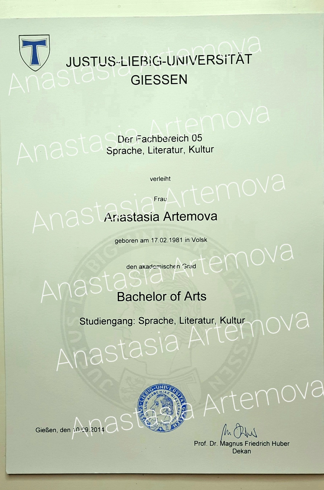 Диплом бакалавра немецкого университета Анастасия Артемова образование в Германии