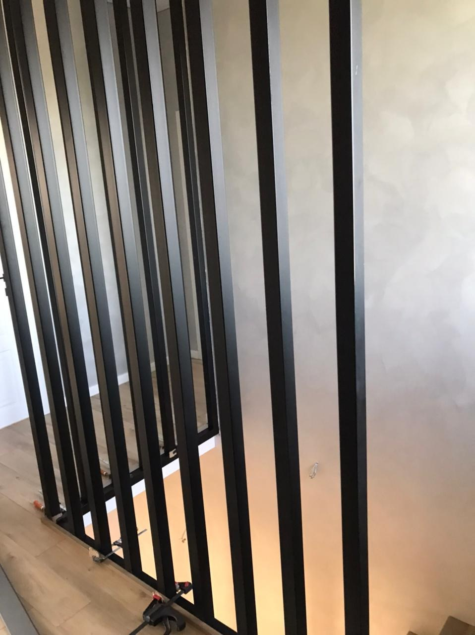 Поворотная на металле. Столярное производство Камыши-Хвощи