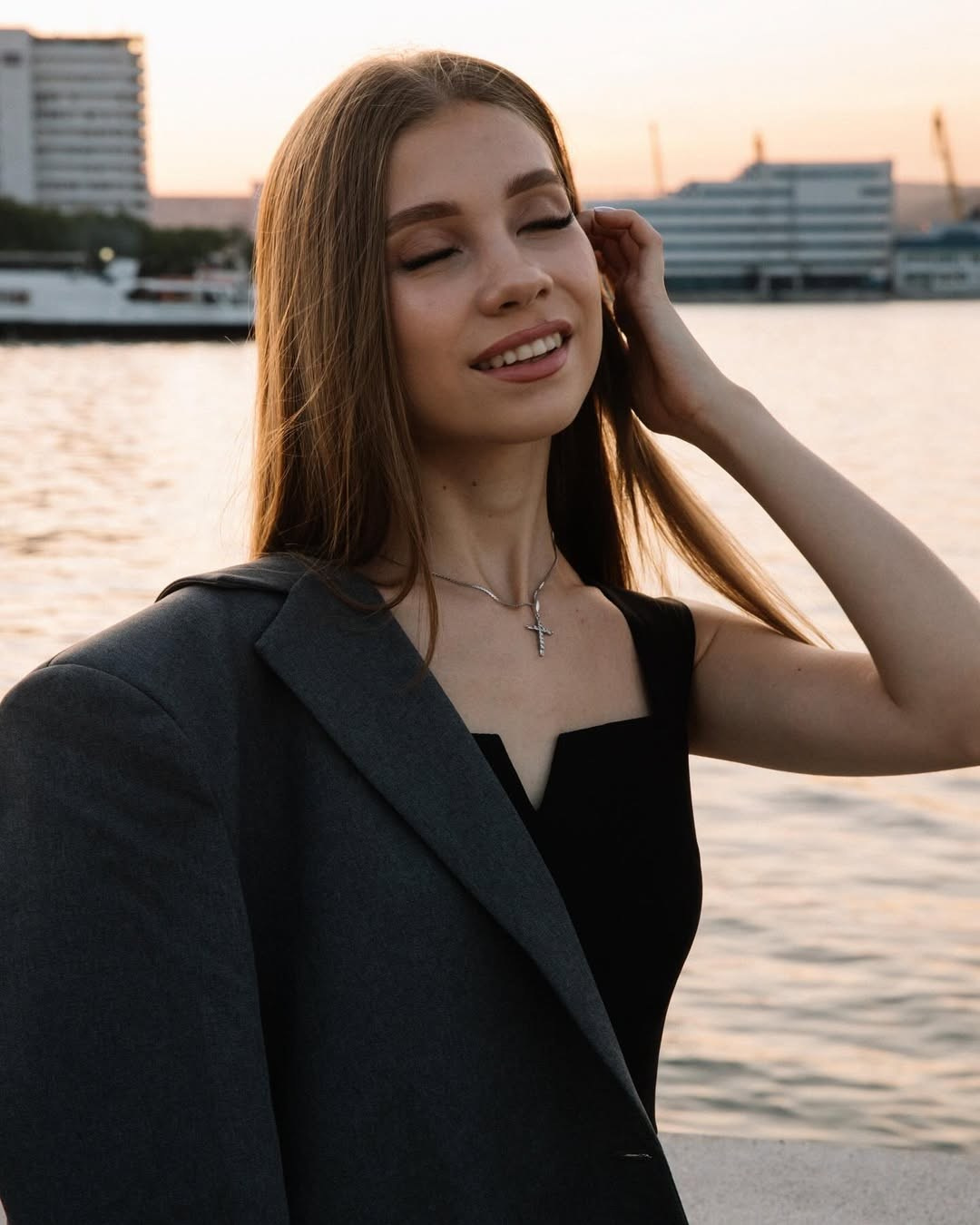 Женский портрет. Главная