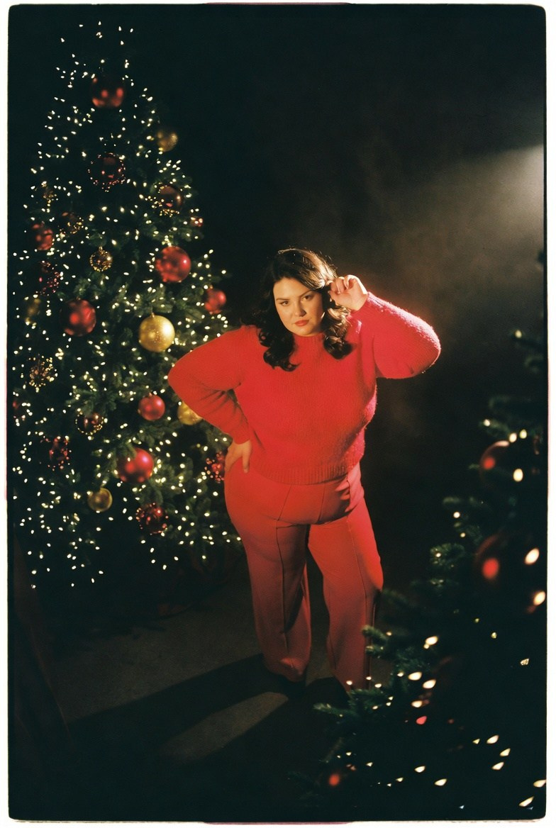 Плюс сайз в красном