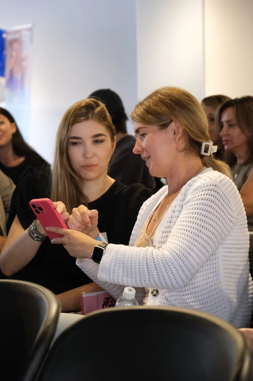 АКСЕЛЕРАТОР ИНФОБИЗНЕСА |. Индивидуальная фотосъёмка в Москве. Фотограф Василиса Тарасова