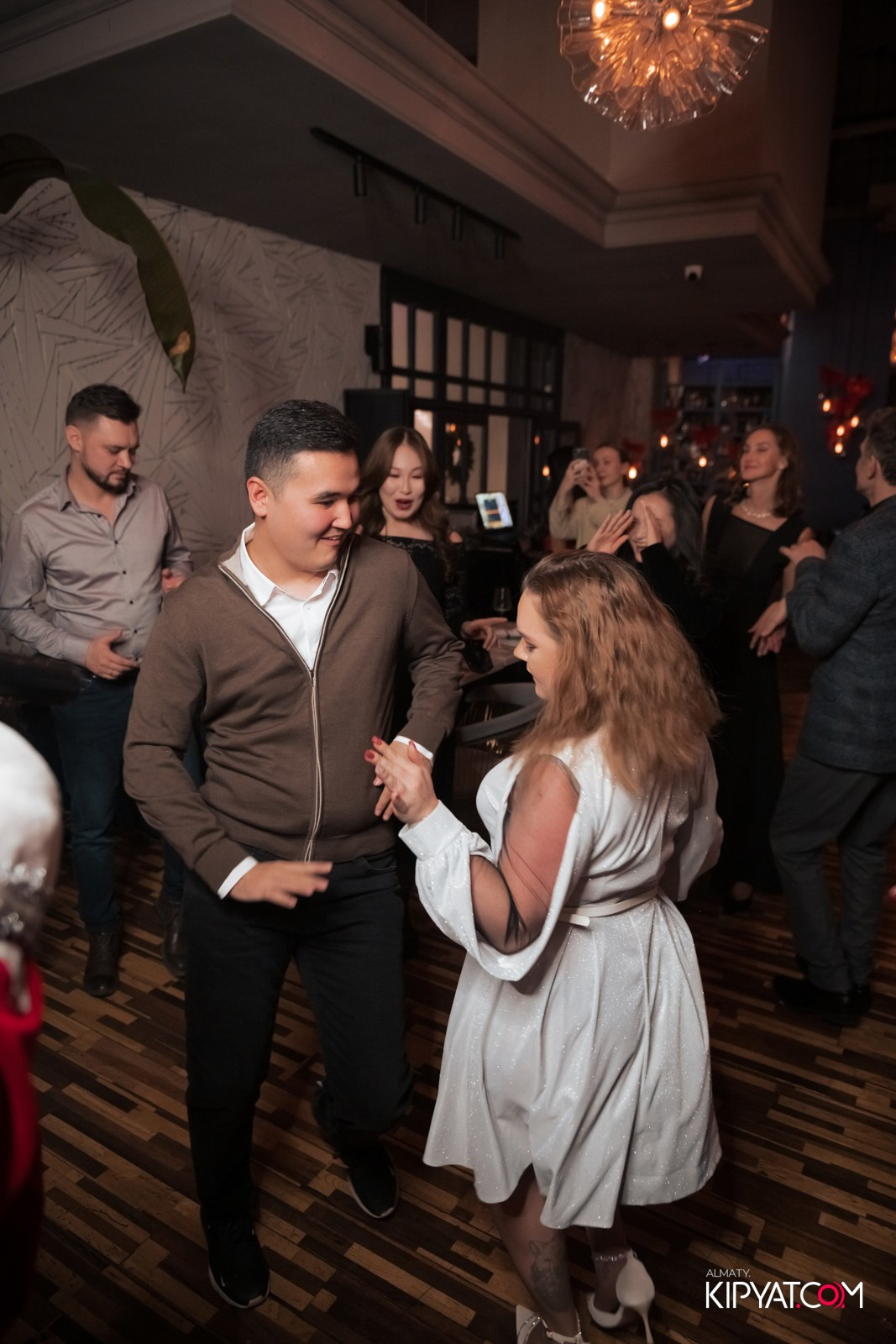 РЕСТОРАН BARFLY. КИПЯТКОМ АЛМАТЫ!