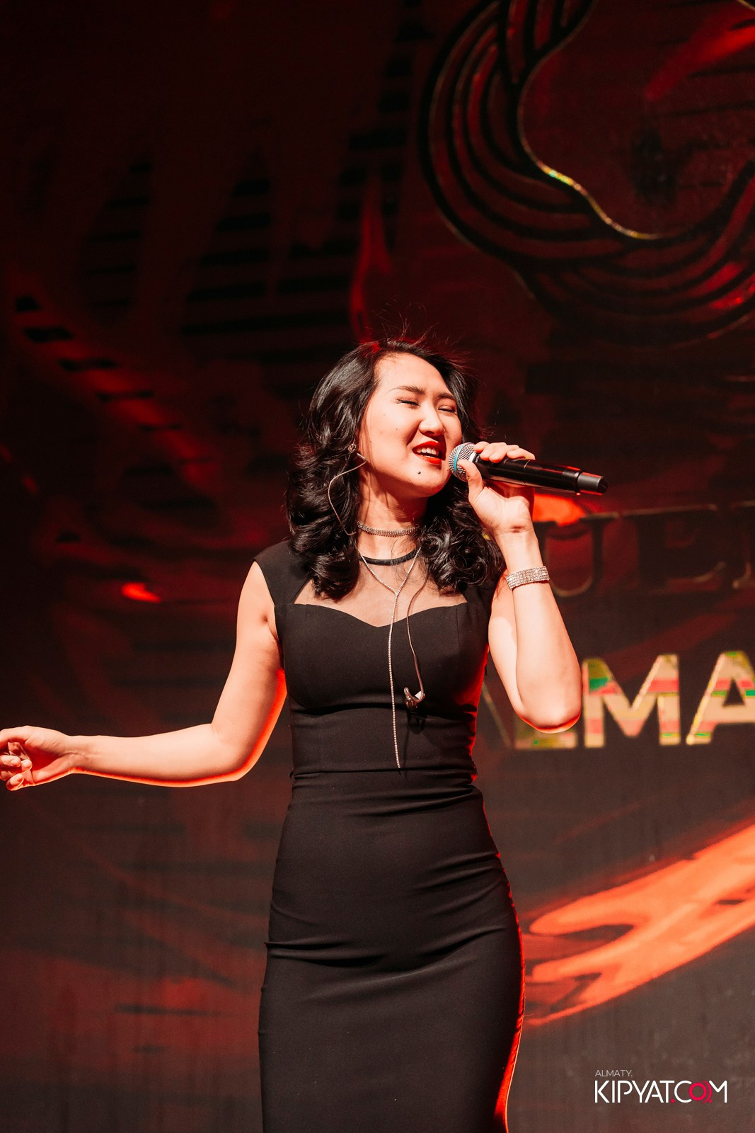 QUEEN. КИПЯТКОМ АЛМАТЫ!