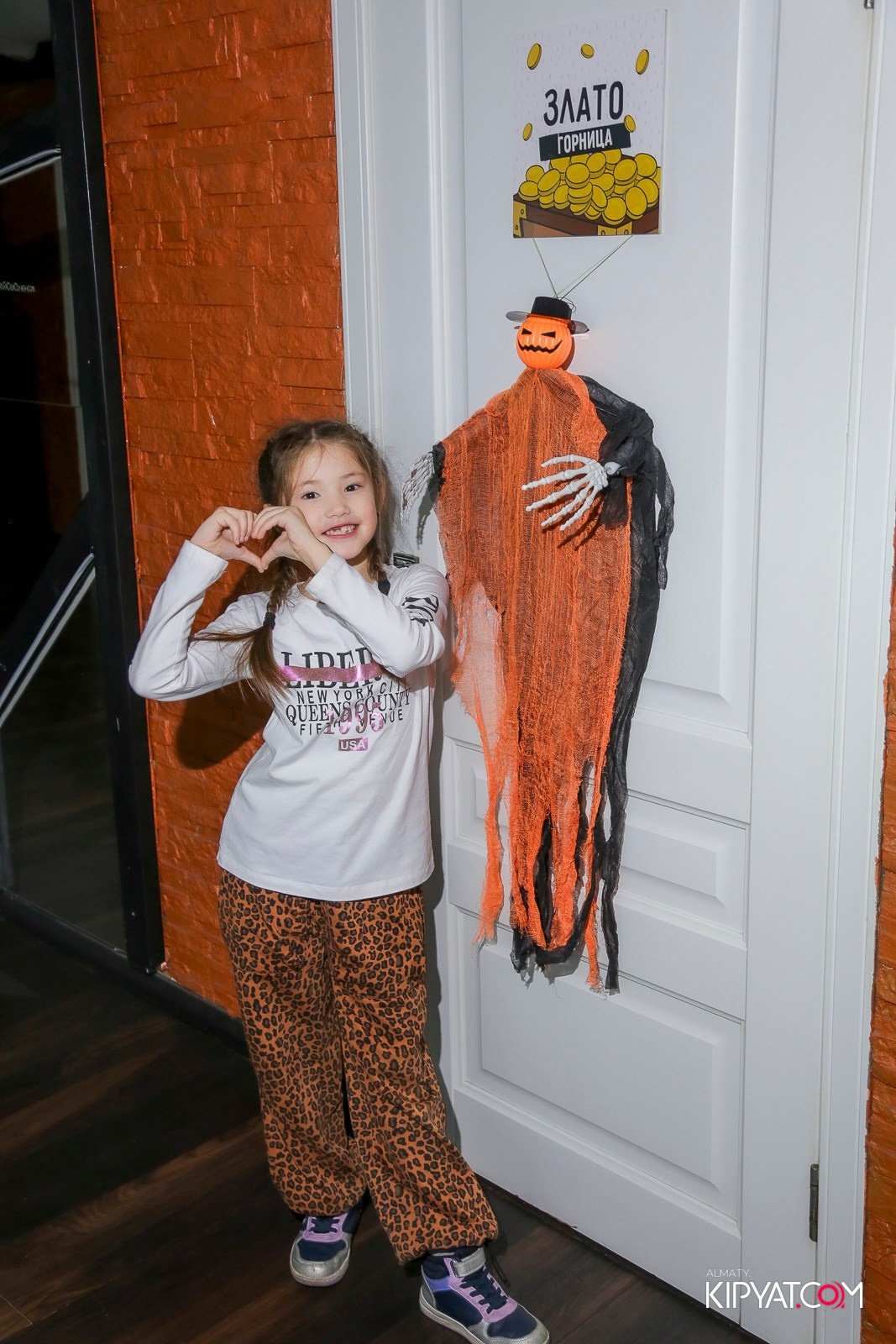 УХО И МЕДВЕДЬ НА САИНА. КИПЯТКОМ АЛМАТЫ!