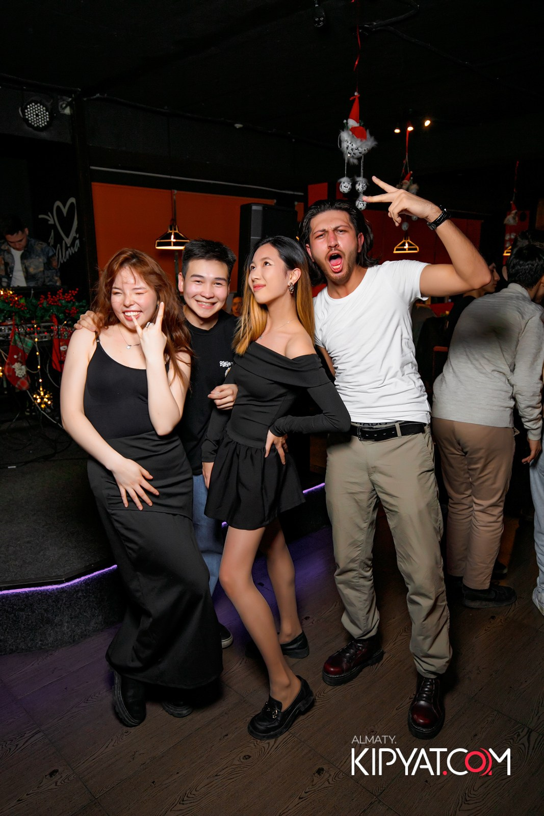 ШАШЛЫКОФФ. КИПЯТКОМ АЛМАТЫ!