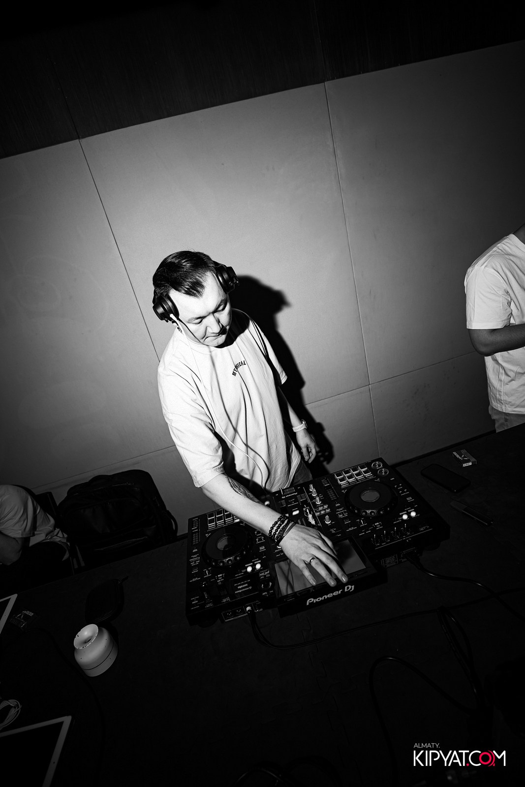 EVENT BAR. КИПЯТКОМ АЛМАТЫ!