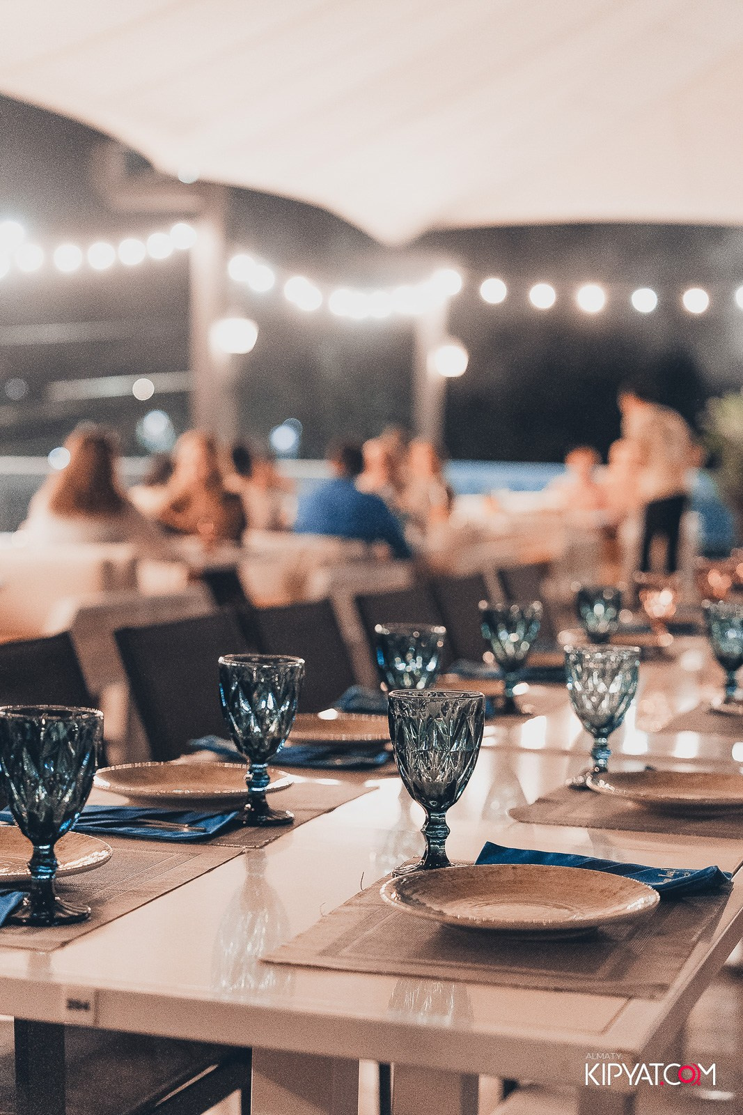 РЕСТОРАН ЛАРИСС ИВАННУ ХАЧУ. КИПЯТКОМ АЛМАТЫ!