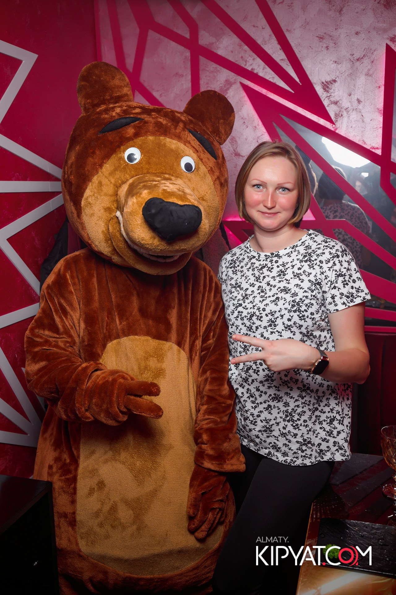 УХО И МЕДВЕДЬ НА ГАГАРИНА. КИПЯТКОМ АЛМАТЫ!