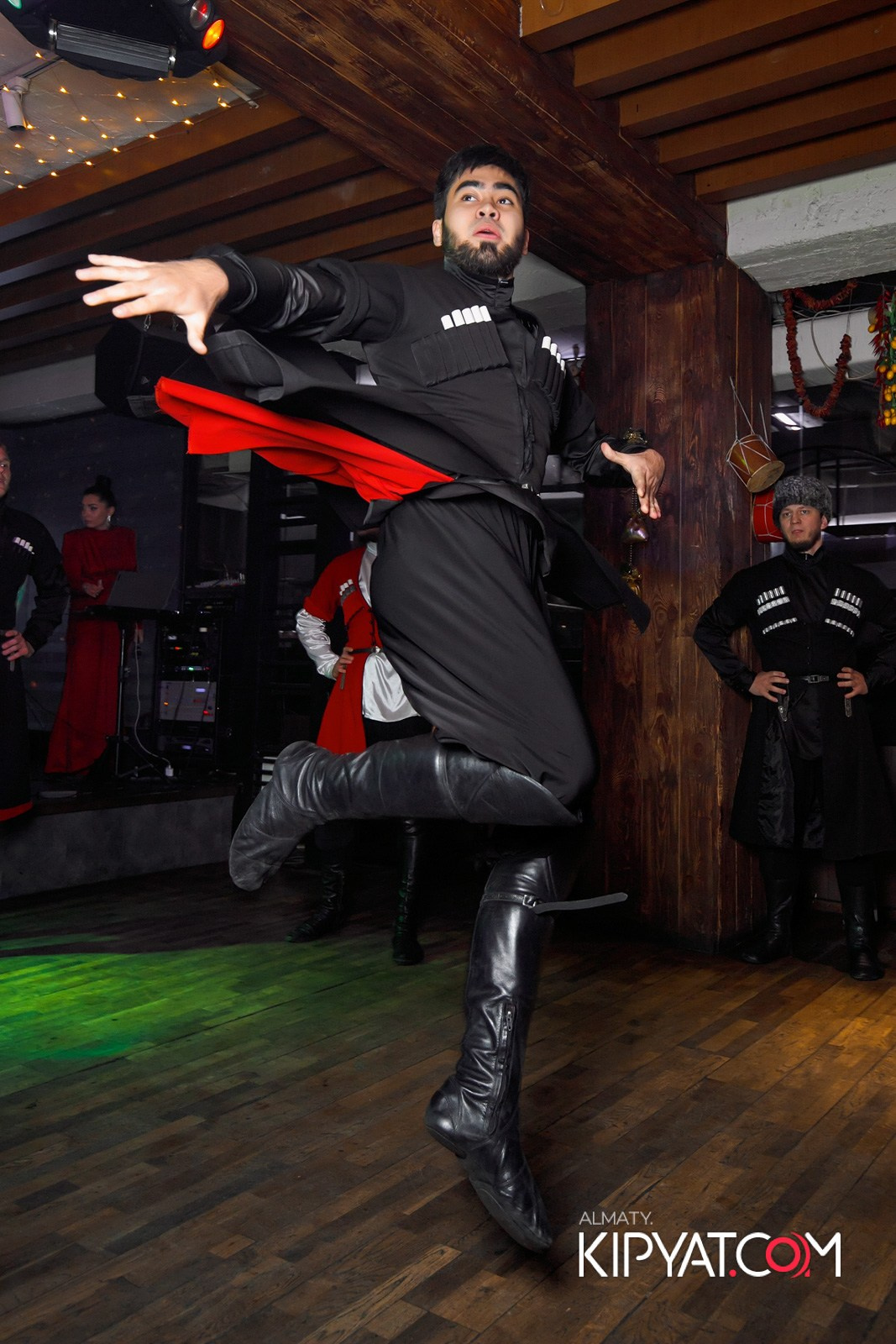 ВАХТАНГУРИ. КИПЯТКОМ АЛМАТЫ!