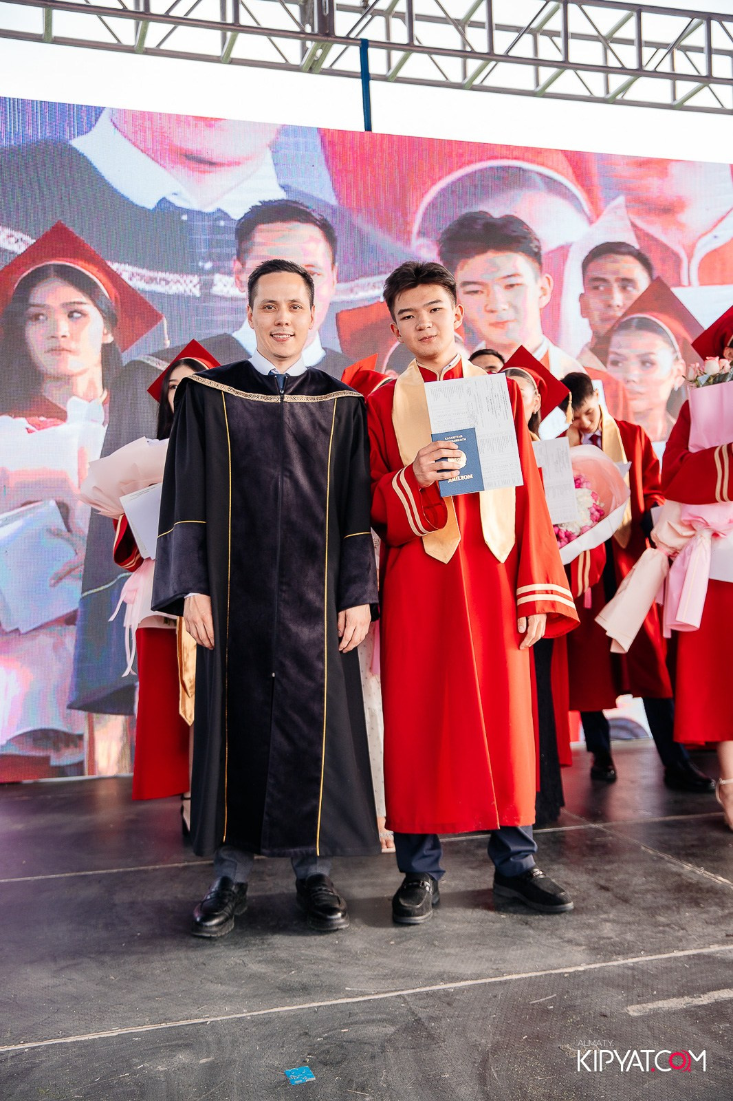 ВРУЧЕНИЕ ДИПЛОМОВ — НАРХОЗ КОЛЛЕДЖ. Part 3. КИПЯТКОМ АЛМАТЫ!