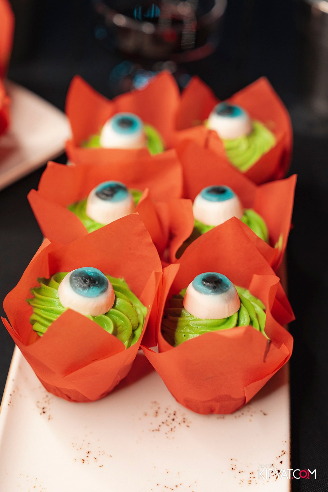 ДОРОГАЯ, Я НЕ ПИЛ. КИПЯТКОМ АЛМАТЫ!