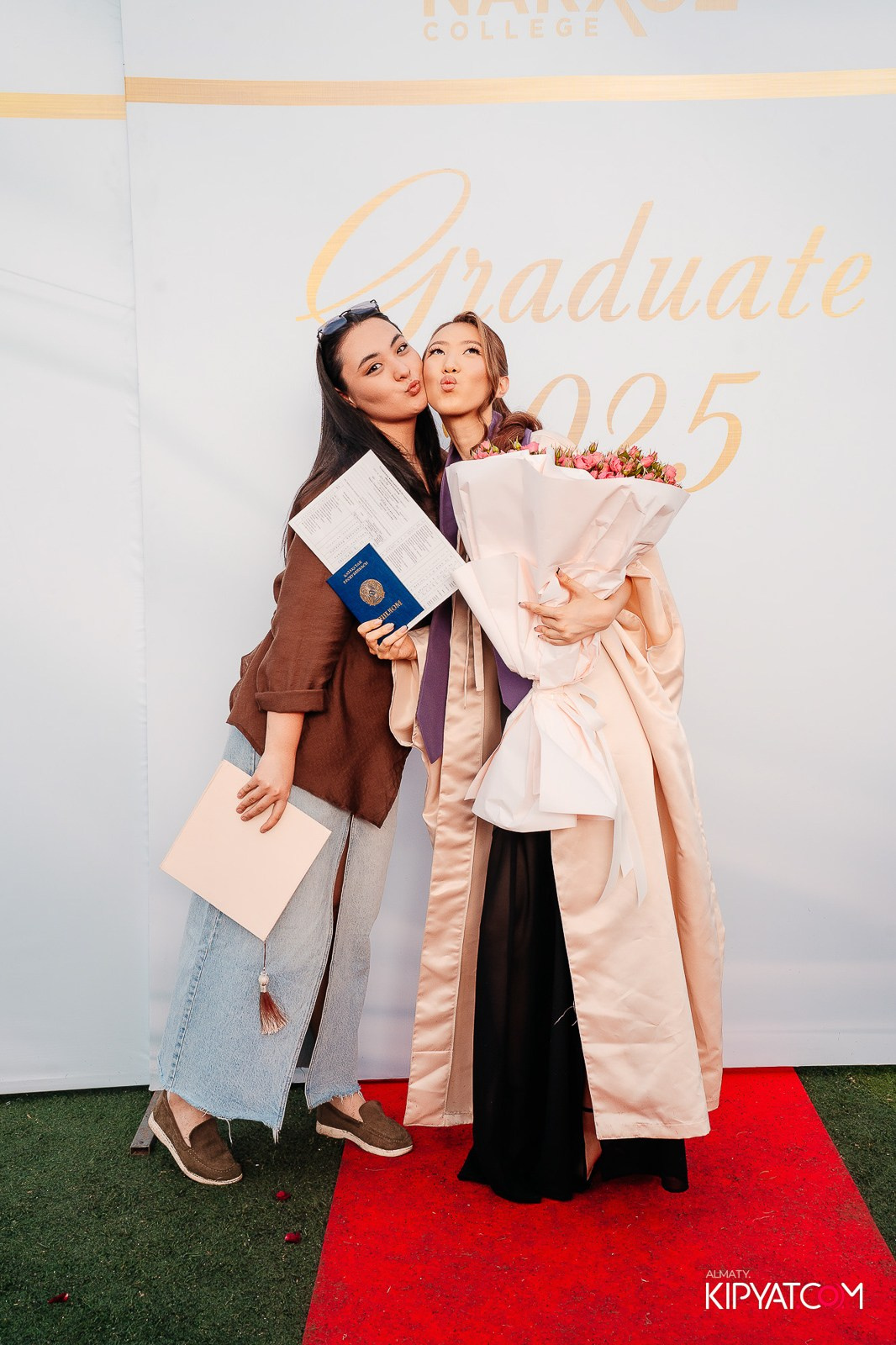 ВРУЧЕНИЕ ДИПЛОМОВ — НАРХОЗ КОЛЛЕДЖ. Part 1. КИПЯТКОМ АЛМАТЫ!